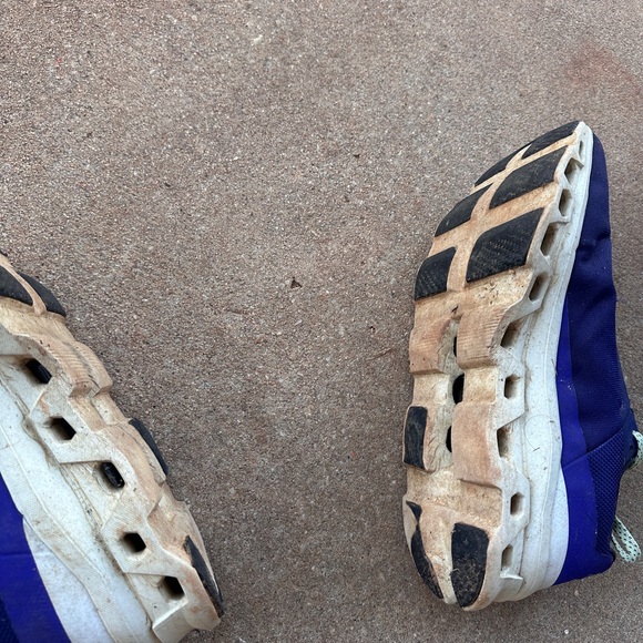 on cloud monster shoes - Picture 3 of 3